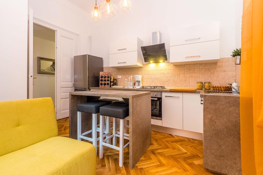 Conty Apartment Риека Экстерьер фото